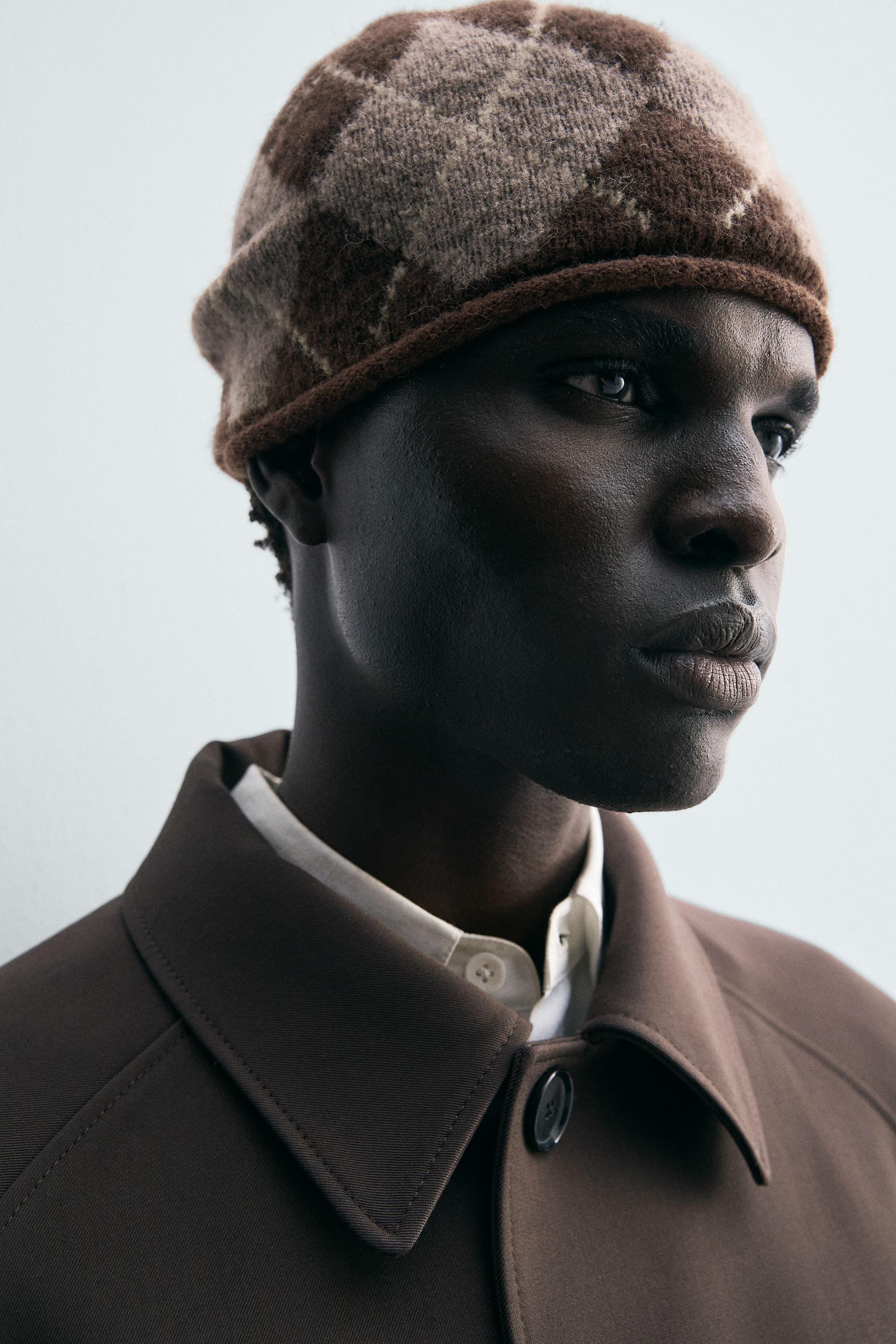 DIAMOND JACQUARD BEANIE HAT